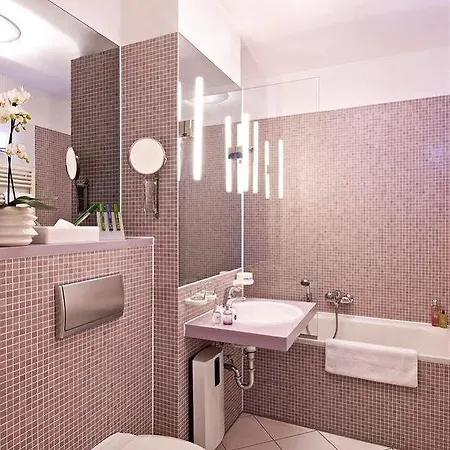 Aparthotel Art'appart Im Kempinski Plaza 4*